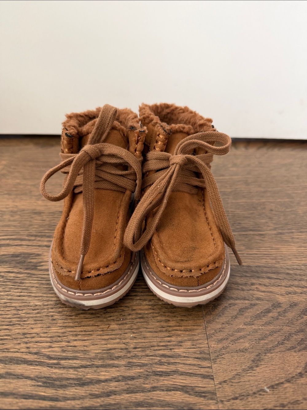 Baby Gap Cozy Brown toddler size 6 Lace-Up Suede Boots